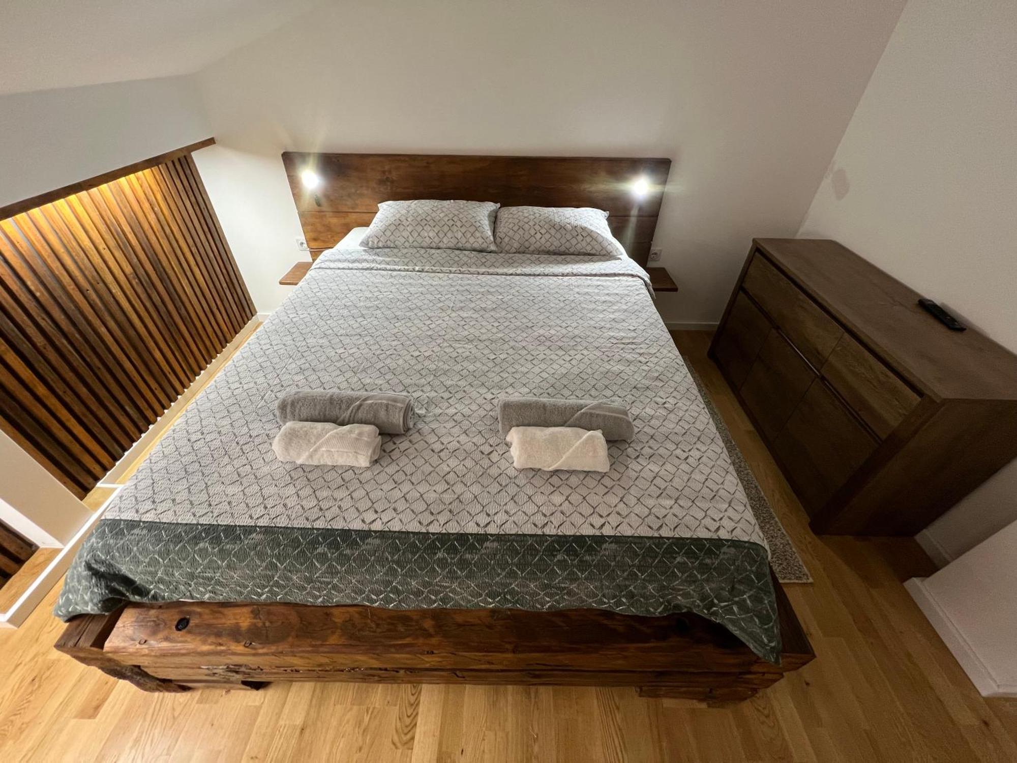 Liboroapartments Ni Buitenkant foto