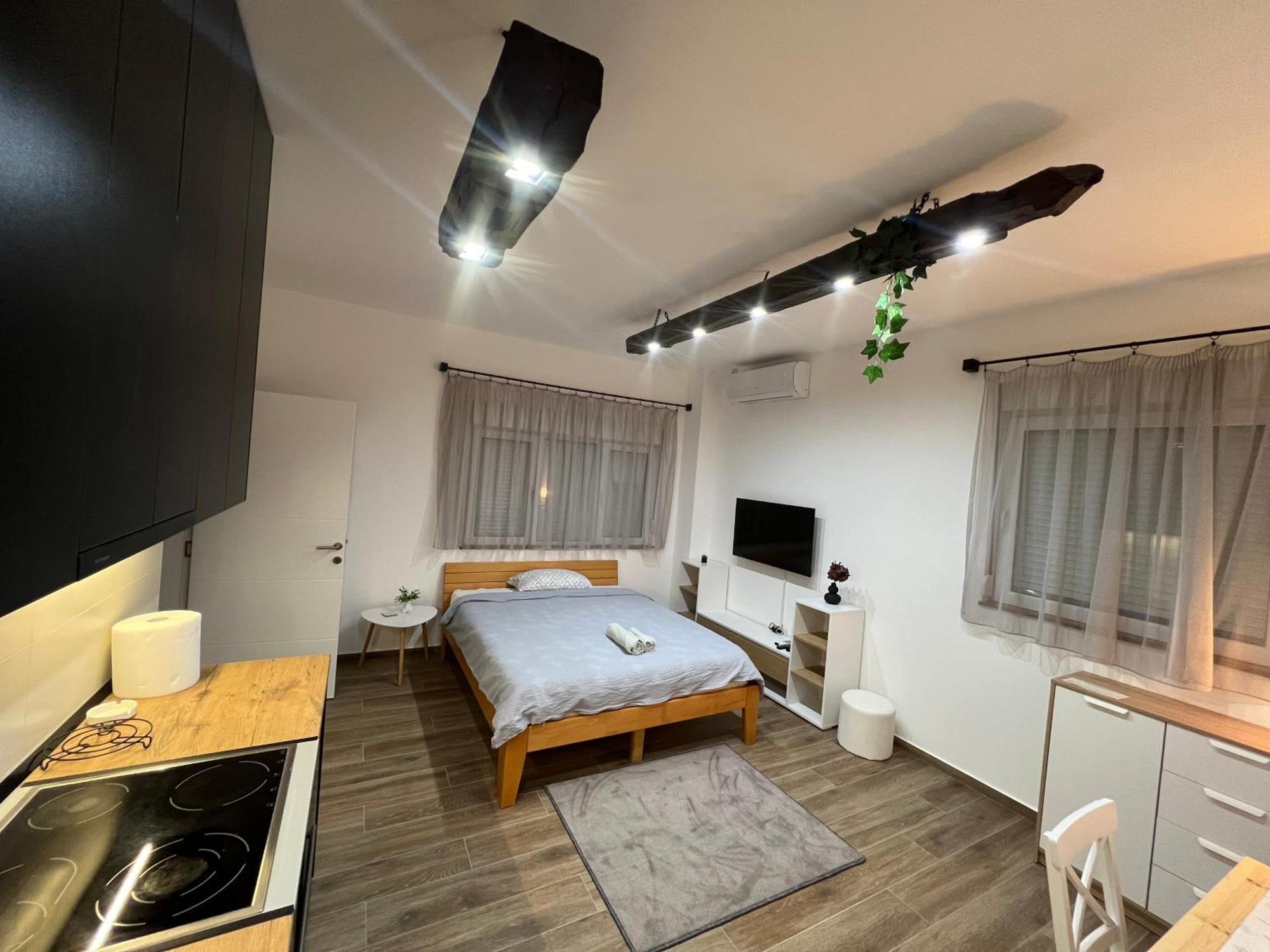 Liboroapartments Ni Buitenkant foto
